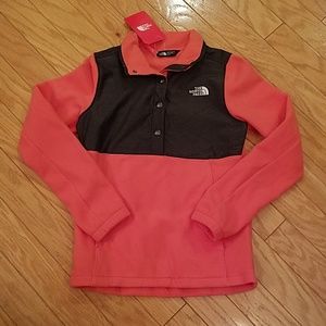 NWT size XS North Face fleece